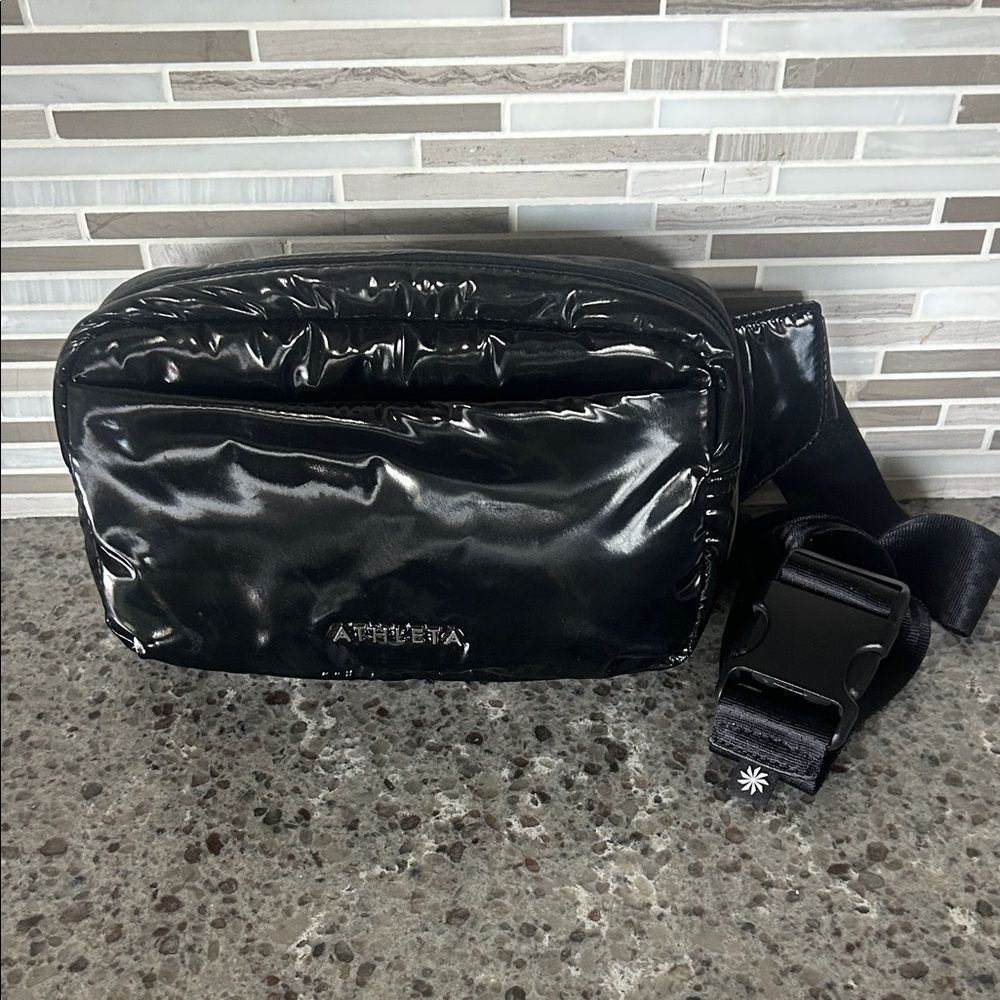 Athleta All About Shine Puff Large Belt Bag, EUC